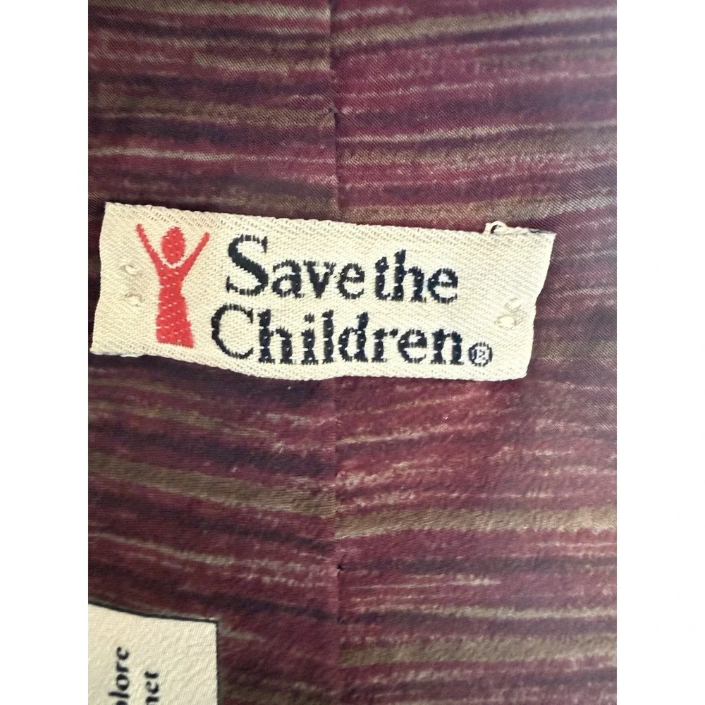 Save The Children Mens 100% Silk Neck Tie Curiosity Frog In Pocket